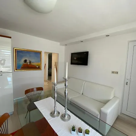 Apartment Roberta
