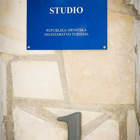 Roberta Apartment Novigrad (Istria)