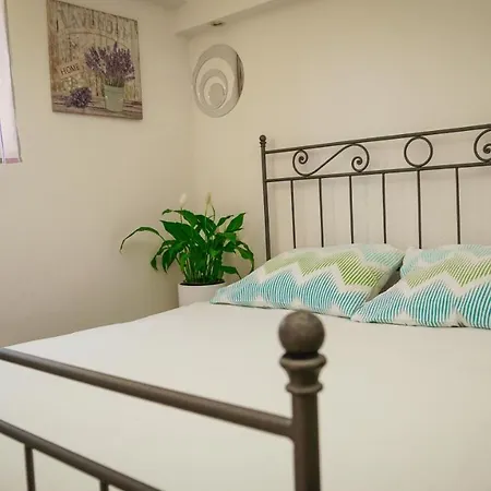 Apartment Roberta *