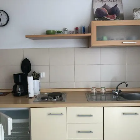 Roberta Apartment