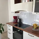 Roberta Apartment *